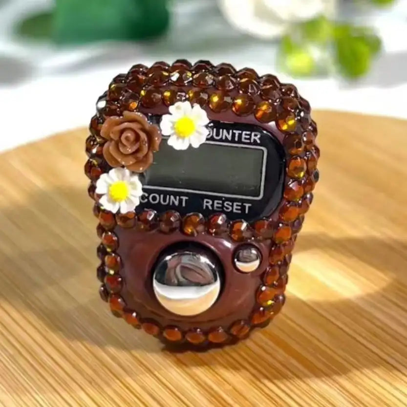 Digital Finger Tally Counter – Decorative Flower Design, Random Color (1 Piece)